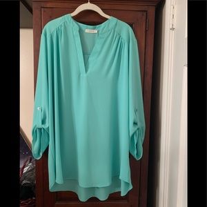 100% polyester love this top